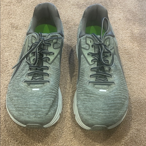 Altra Torin Athletic Shoes - Picture 2 of 10